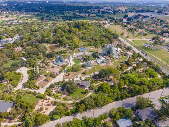 303 Victor, San Antonio, TX 78209