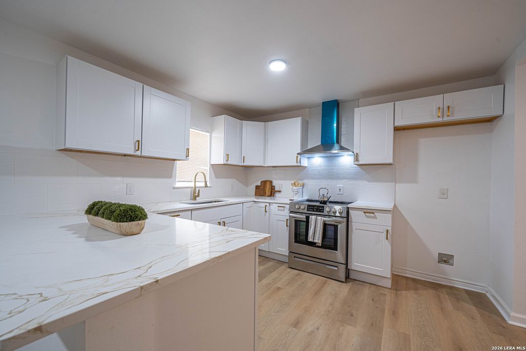 303 Victor, San Antonio, TX 78209