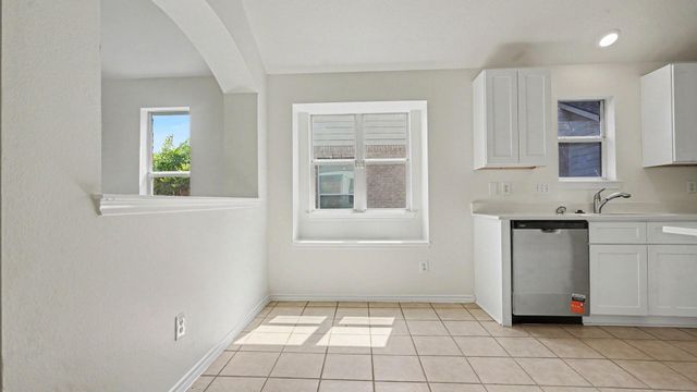 1819 Manor Drive, Baytown, TX 77521