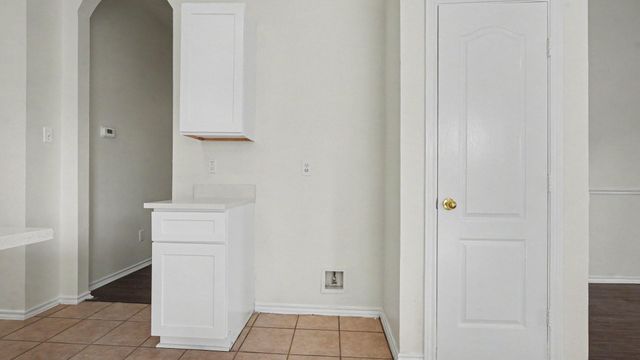 1819 Manor Drive, Baytown, TX 77521