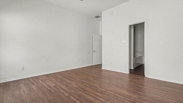 1819 Manor Drive, Baytown, TX 77521