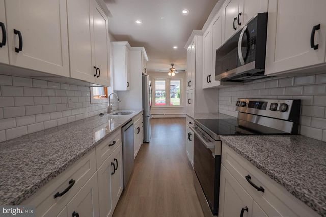 309 N 2ND ST, Emmaus, PA 18049
