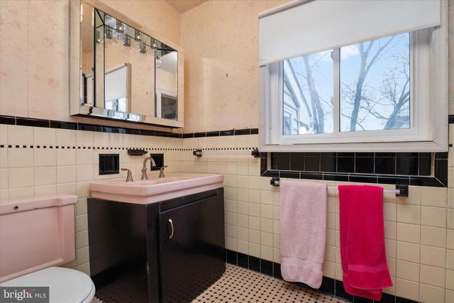 20 GRANADA RD, Pasadena, MD 21122