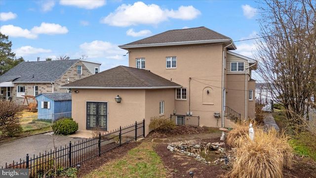 20 GRANADA RD, Pasadena, MD 21122