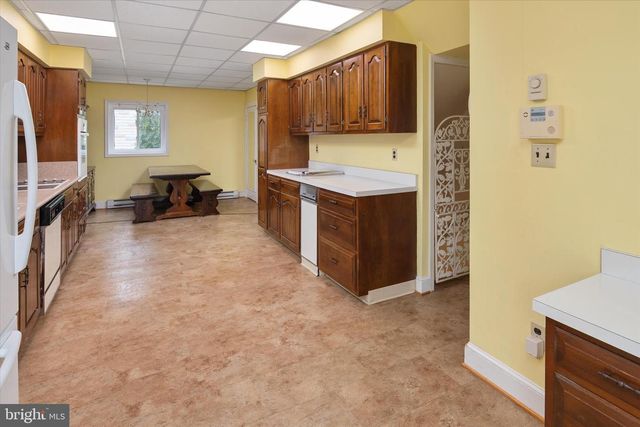 20 GRANADA RD, Pasadena, MD 21122