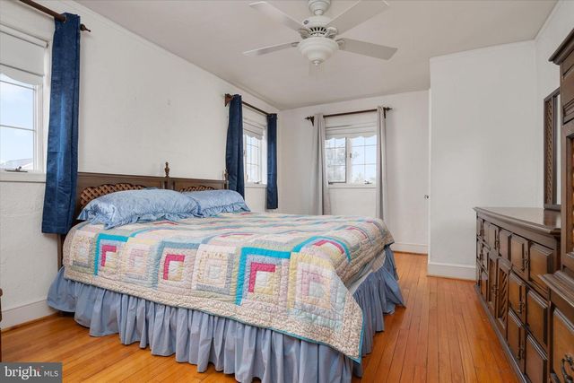 20 GRANADA RD, Pasadena, MD 21122