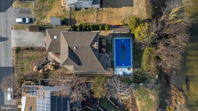 20 GRANADA RD, Pasadena, MD 21122