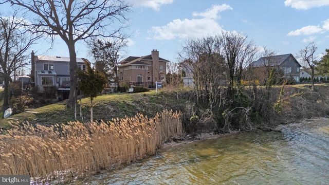 20 GRANADA RD, Pasadena, MD 21122