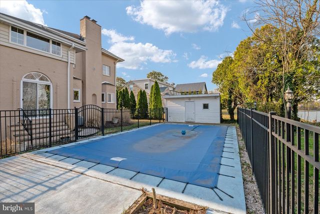 20 GRANADA RD, Pasadena, MD 21122