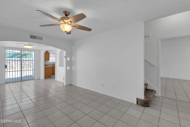 12101 Fred Carter Drive, El Paso, TX 79936