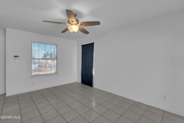 12101 Fred Carter Drive, El Paso, TX 79936