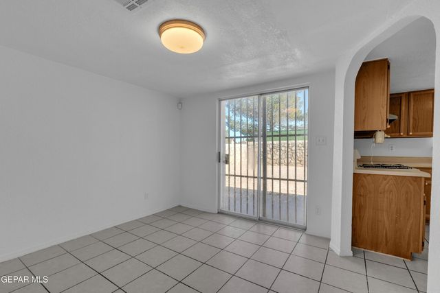 12101 Fred Carter Drive, El Paso, TX 79936