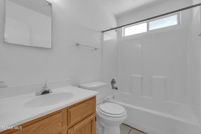 12101 Fred Carter Drive, El Paso, TX 79936