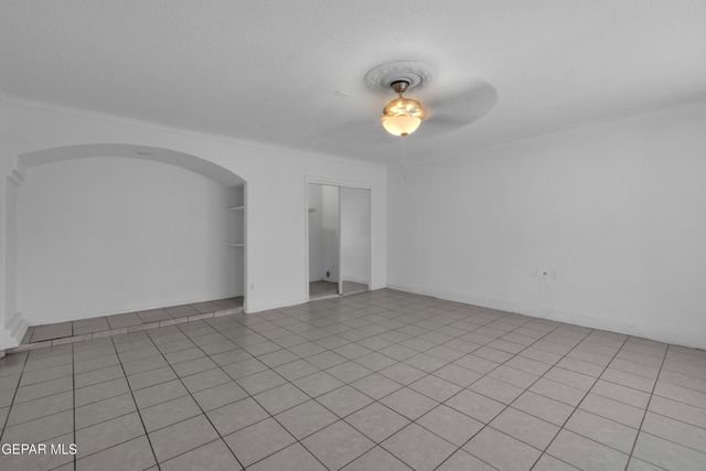 12101 Fred Carter Drive, El Paso, TX 79936