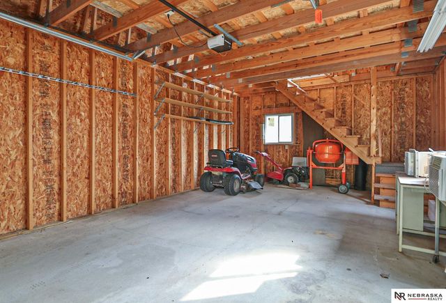 204 Pawnee Circle, Ashland, NE 68003