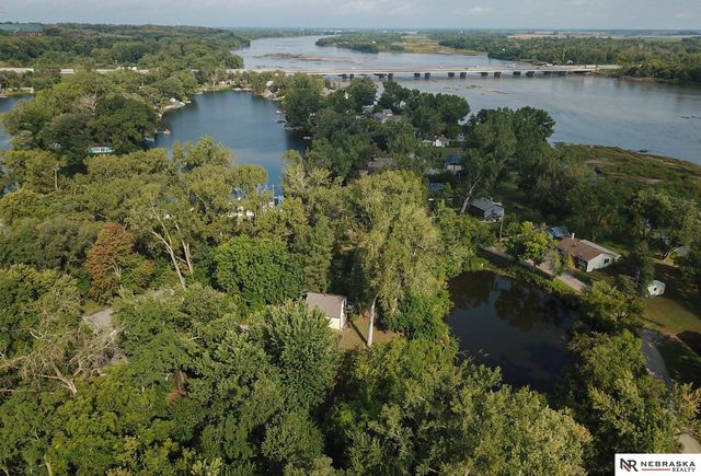 204 Pawnee Circle, Ashland, NE 68003