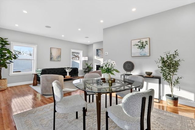 1 Goddard Dr, Nahant, MA 01908