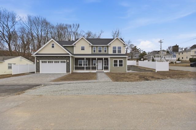 1 Goddard Dr, Nahant, MA 01908