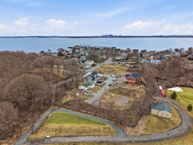 1 Goddard Dr, Nahant, MA 01908