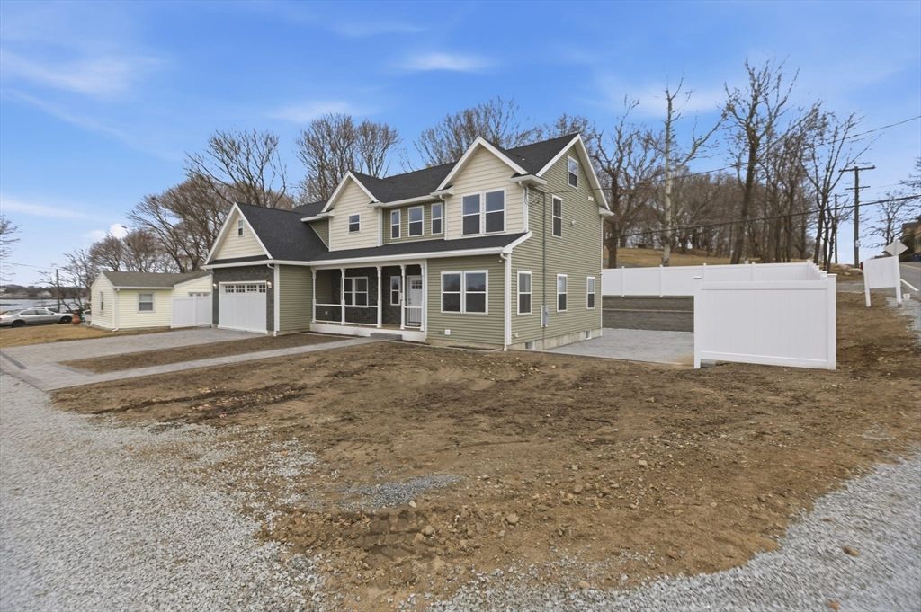 1 Goddard Dr, Nahant, MA 01908