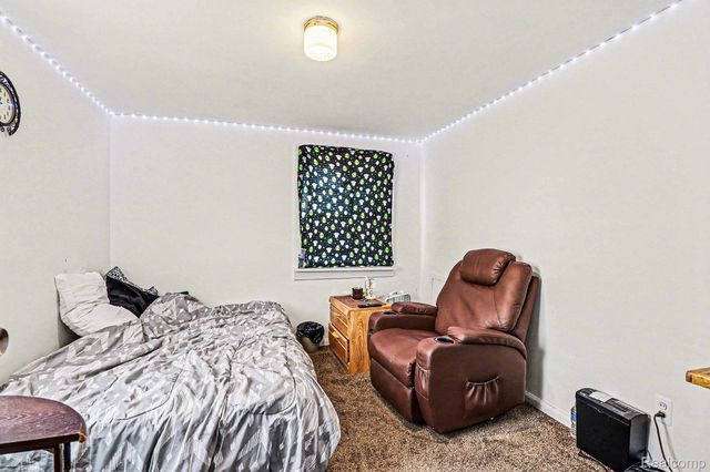 8129 Westminster Avenue, Warren, MI 48089