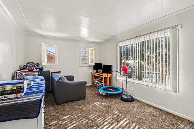 8129 Westminster Avenue, Warren, MI 48089