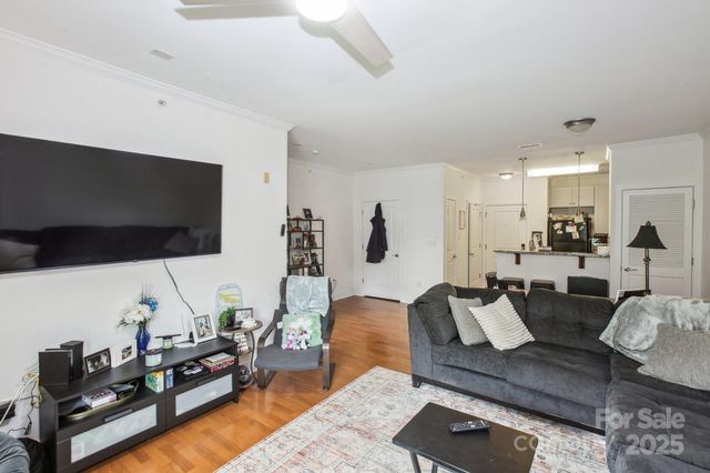 630 Calvert Street 410, Charlotte, NC 28208