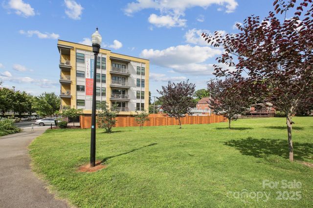 630 Calvert Street 410, Charlotte, NC 28208