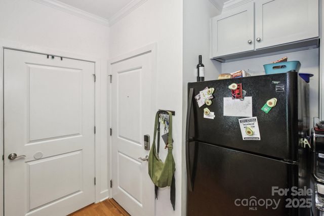 630 Calvert Street 410, Charlotte, NC 28208