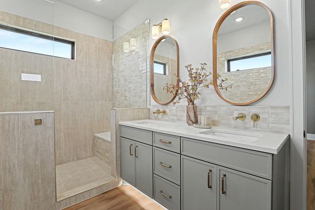 24411 W Stone Bottom St, Goddard, KS 67052