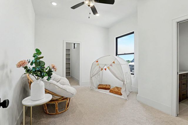 24411 W Stone Bottom St, Goddard, KS 67052