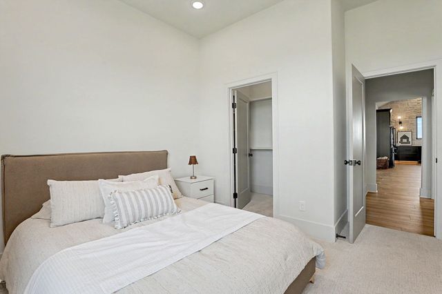 24411 W Stone Bottom St, Goddard, KS 67052