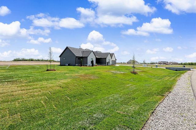 24411 W Stone Bottom St, Goddard, KS 67052