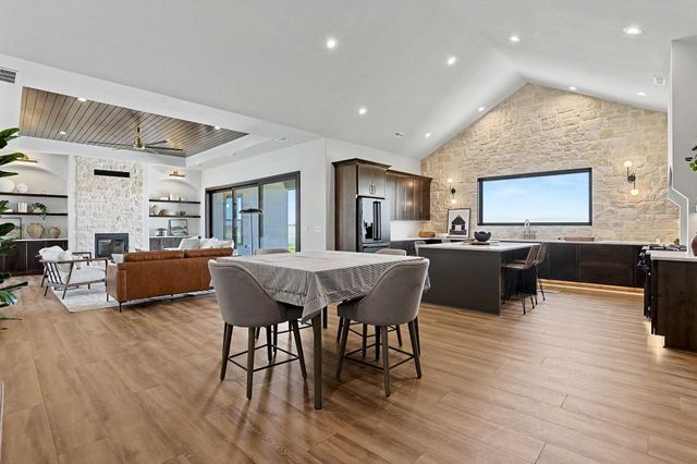 24411 W Stone Bottom St, Goddard, KS 67052