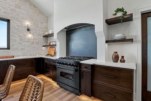 24411 W Stone Bottom St, Goddard, KS 67052