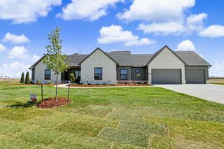 24411 W Stone Bottom St, Goddard, KS 67052