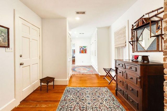 1207 15th Street, Galveston, TX 77550