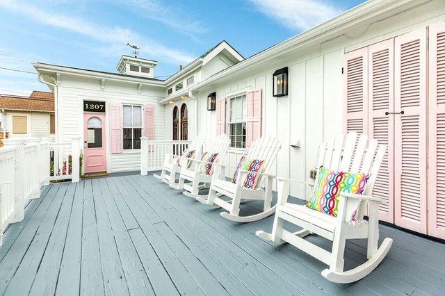 1207 15th Street, Galveston, TX 77550
