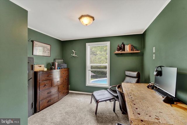 60 HICKORY DR, Manchester, PA 17345