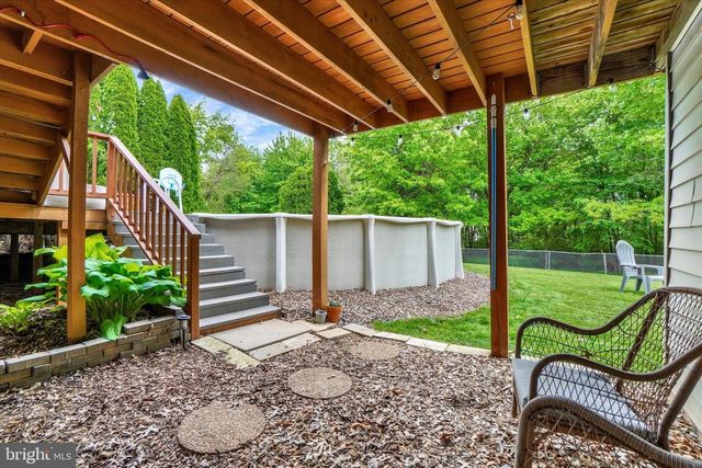60 HICKORY DR, Manchester, PA 17345