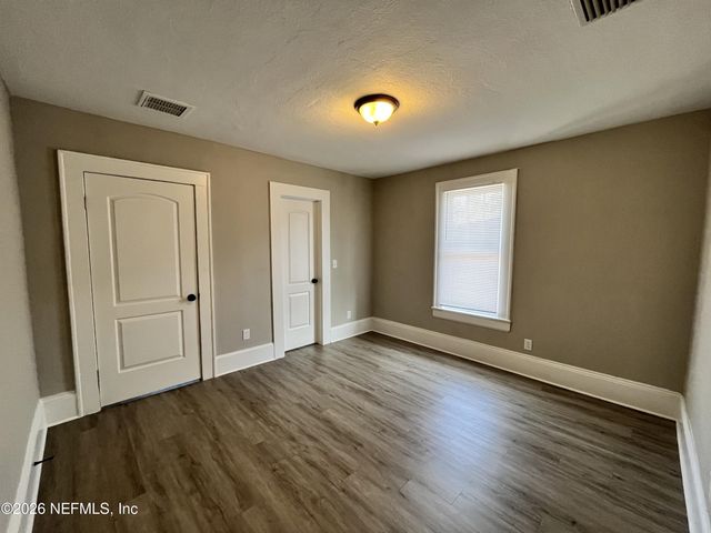 2105 GILMORE Street, Jacksonville, FL 32204