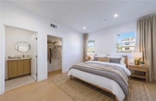 5935 Woodman, Sherman Oaks, CA 91401