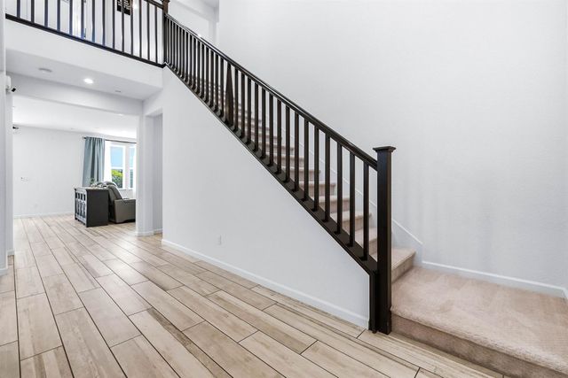 7506 Darque Way, Elk Grove, CA 95757