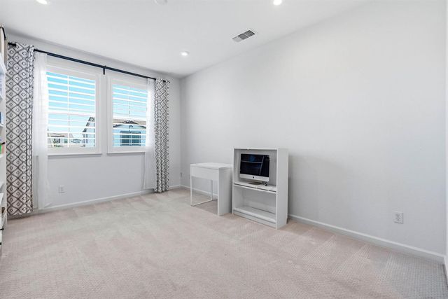 7506 Darque Way, Elk Grove, CA 95757
