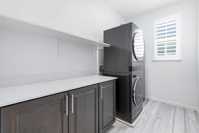 7506 Darque Way, Elk Grove, CA 95757