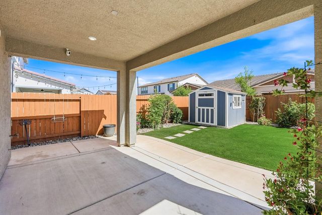 7506 Darque Way, Elk Grove, CA 95757