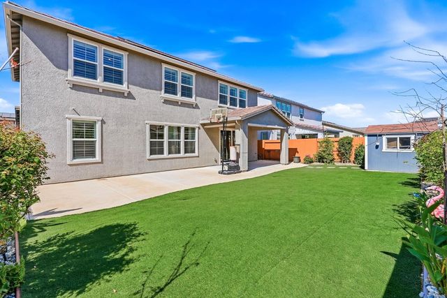 7506 Darque Way, Elk Grove, CA 95757