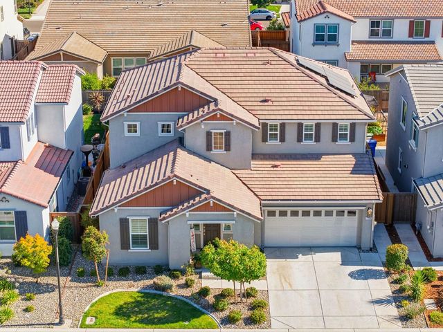 7506 Darque Way, Elk Grove, CA 95757