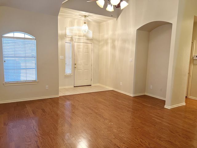 529 Continental Drive, Lewisville, TX 75067