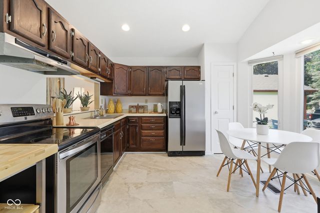 9139 N Park Avenue, Indianapolis, IN 46240